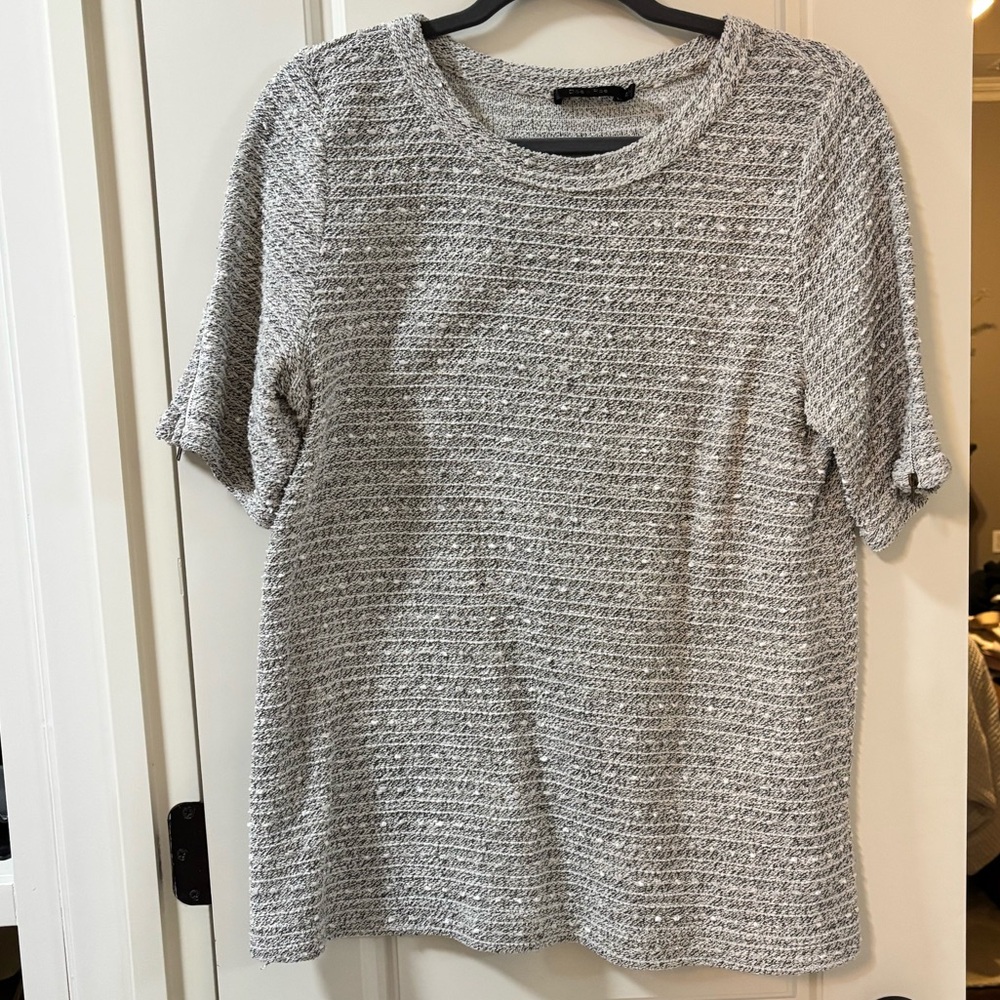 Doe & Rae Heathered Gray Short Sleeve Top